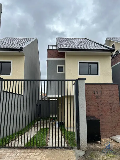 Foto 3 de Sobrado com 3 quartos à venda, 107m2 em Xaxim, Curitiba - PR