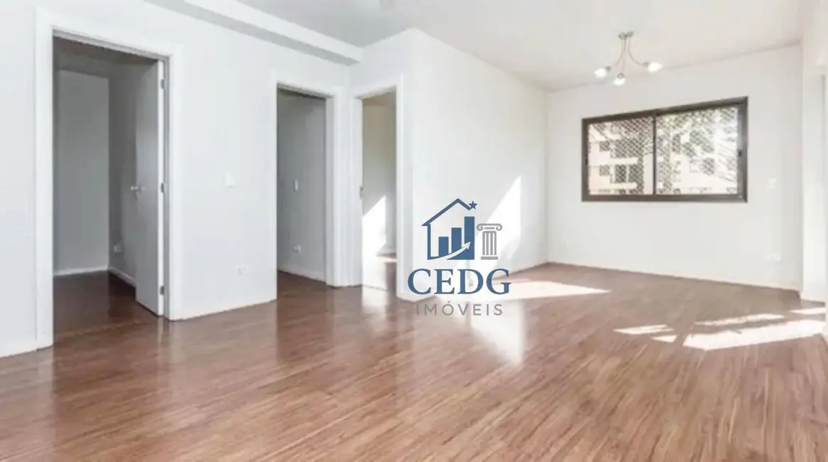 Foto 3 de Apartamento com 3 quartos à venda, 78m2 em Capão Raso, Curitiba - PR