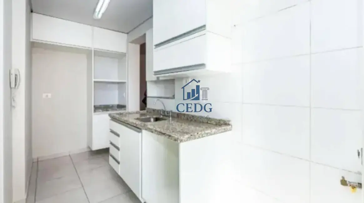 Foto 6 de Apartamento com 3 quartos à venda, 78m2 em Capão Raso, Curitiba - PR