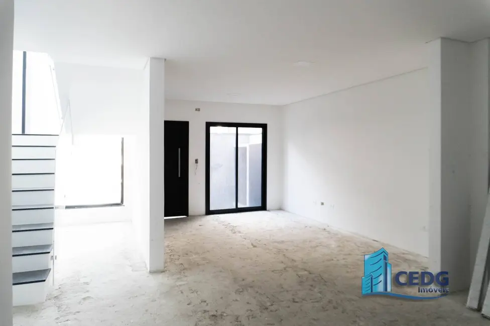 Casa com 3 quartos à venda, 110m2 em Xaxim, Curitiba - PR - imagem 8 Foto 8 de Casa com 3 quartos à venda, 110m2 em Xaxim, Curitiba - PR