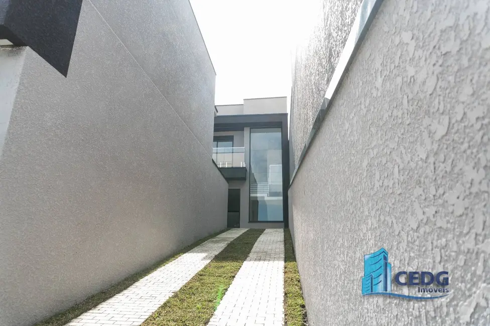 Casa com 3 quartos à venda, 110m2 em Xaxim, Curitiba - PR - imagem 3 Foto 3 de Casa com 3 quartos à venda, 110m2 em Xaxim, Curitiba - PR