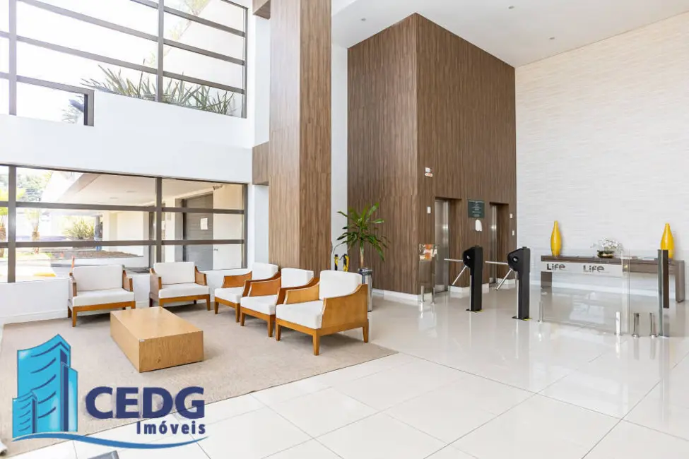 Apartamento com 2 quartos à venda, 78m2 em Capão Raso, Curitiba - PR - imagem 3 Foto 3 de Apartamento com 2 quartos à venda, 78m2 em Capão Raso, Curitiba - PR