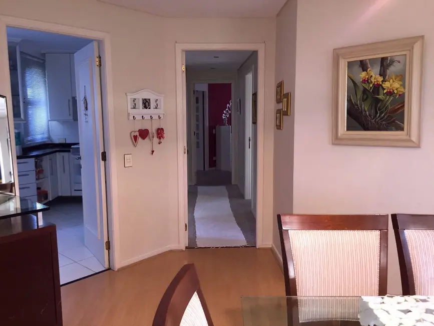 Foto 6 de Apartamento com 3 quartos à venda, 149m2 em Centro, Curitiba - PR