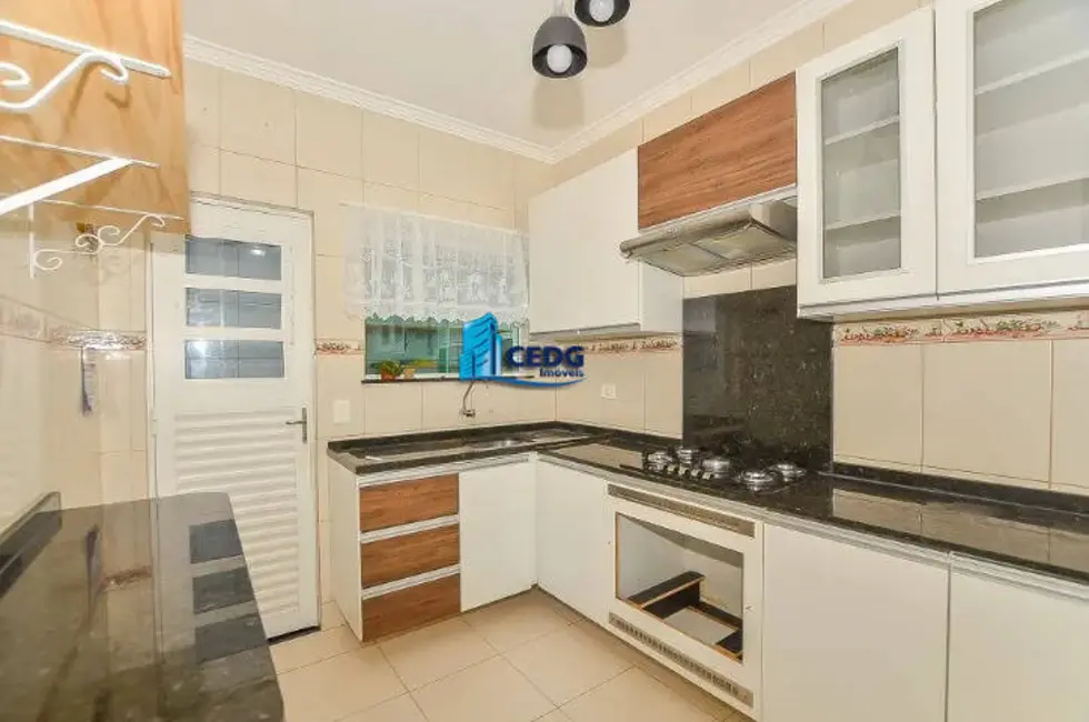 Casa com 3 quartos à venda, 190m2 em Capão Raso, Curitiba - PR - imagem 7 Foto 7 de Casa com 3 quartos à venda, 190m2 em Capão Raso, Curitiba - PR