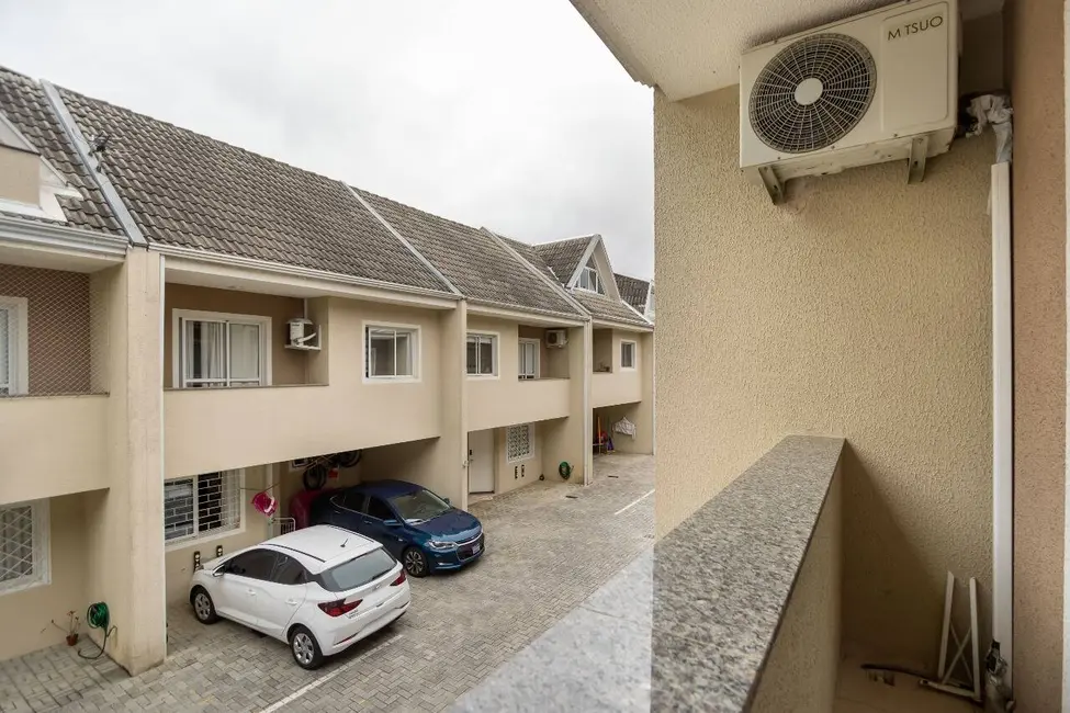 Foto 1 de Casa com 3 quartos à venda, 94m2 em Uberaba, Curitiba - PR