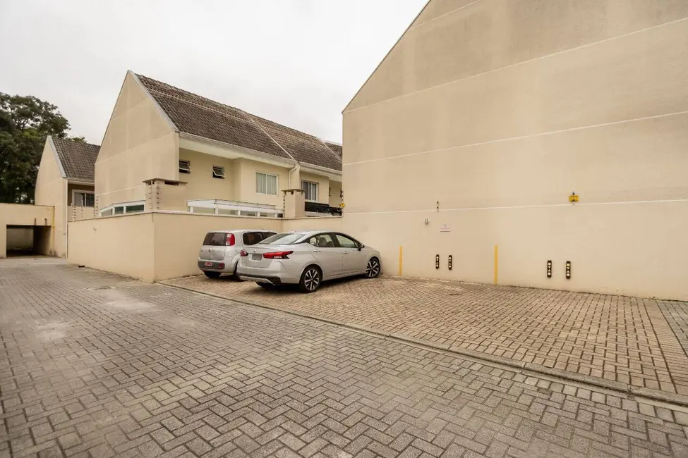 Foto 3 de Casa com 3 quartos à venda, 94m2 em Uberaba, Curitiba - PR