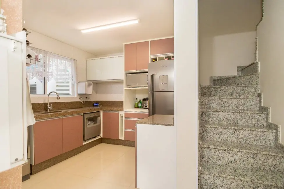 Foto 4 de Casa com 3 quartos à venda, 94m2 em Uberaba, Curitiba - PR