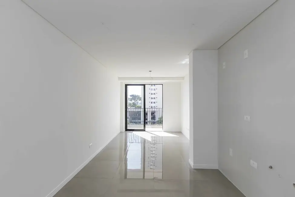 Foto 4 de Apartamento com 2 quartos à venda, 60m2 em Capão Raso, Curitiba - PR