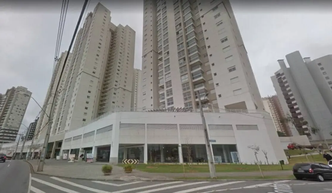 Foto 2 de Sala Comercial à venda, 323m2 em Cristo Rei, Curitiba - PR