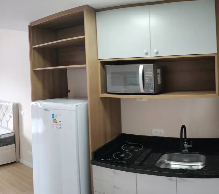 Foto 3 de Apartamento com 1 quarto à venda, 17m2 em Capão Raso, Curitiba - PR