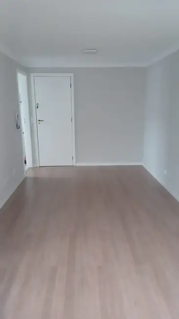 Foto 2 de Apartamento com 2 quartos à venda, 42m2 em Portão, Curitiba - PR