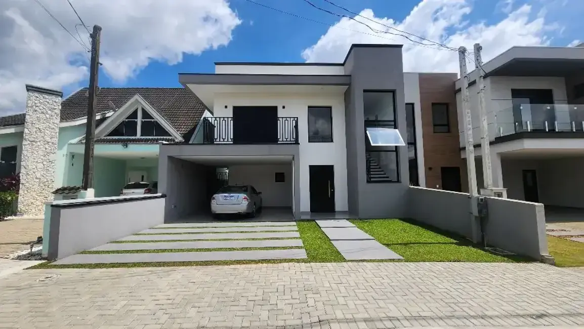 Casa com 3 quartos à venda, 205m2 em Umbará, Curitiba - PR - imagem 1 Foto 1 de Casa com 3 quartos à venda, 205m2 em Umbará, Curitiba - PR