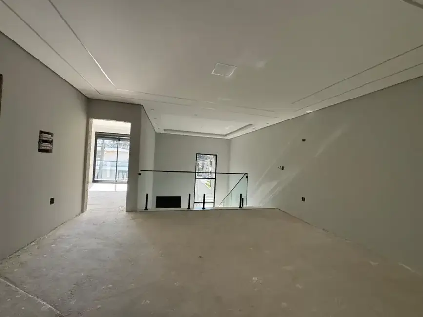 Casa com 4 quartos à venda, 225m2 em Umbará, Curitiba - PR - imagem 9 Foto 9 de Casa com 4 quartos à venda, 225m2 em Umbará, Curitiba - PR