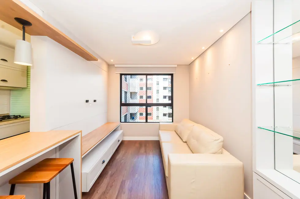 Foto 4 de Apartamento com 2 quartos à venda, 56m2 em Santo Inácio, Curitiba - PR