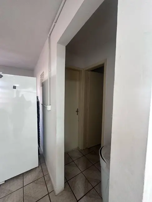 Apartamento com 3 quartos à venda, 57m2 em Capão Raso, Curitiba - PR - imagem 8 Foto 8 de Apartamento com 3 quartos à venda, 57m2 em Capão Raso, Curitiba - PR