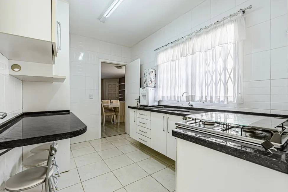 Foto 6 de Sobrado com 3 quartos à venda, 94m2 em Capão Raso, Curitiba - PR