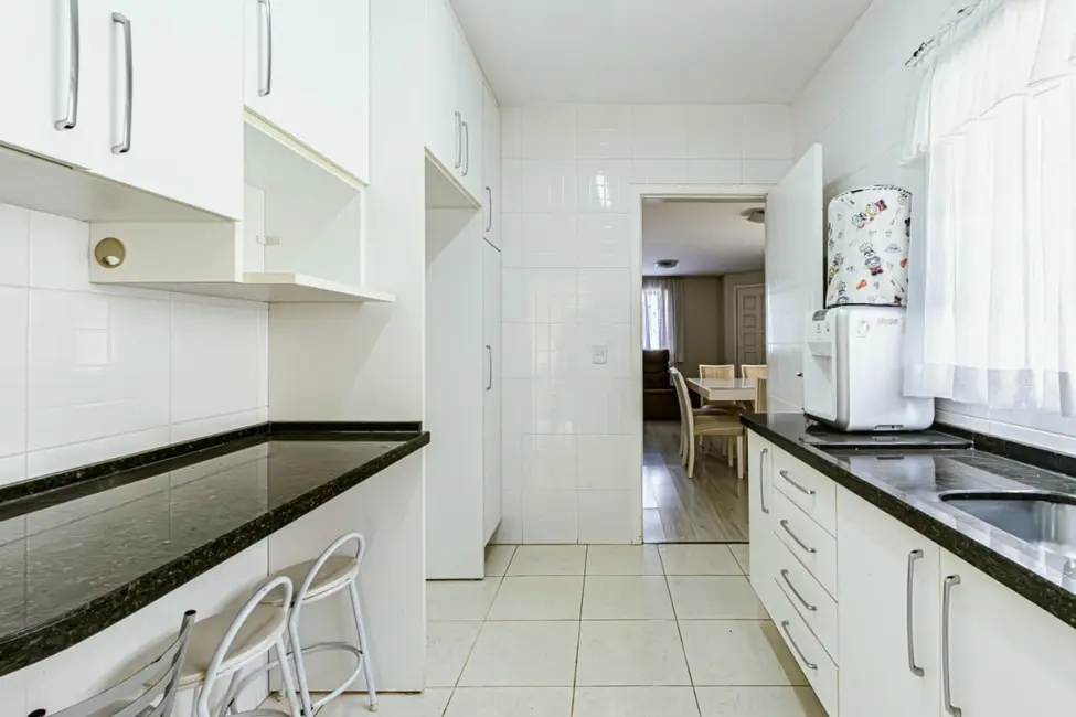 Foto 8 de Sobrado com 3 quartos à venda, 94m2 em Capão Raso, Curitiba - PR