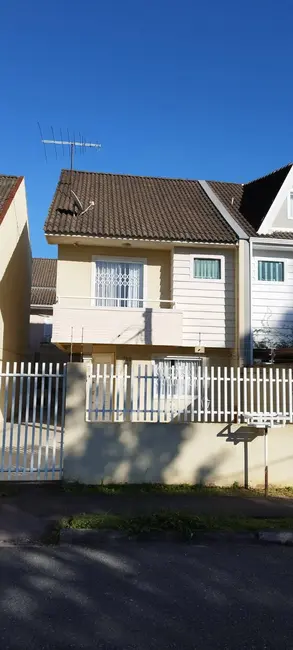 Foto 1 de Sobrado com 3 quartos à venda, 94m2 em Capão Raso, Curitiba - PR