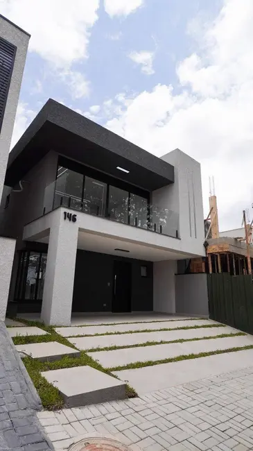Foto 2 de Casa com 4 quartos à venda, 190m2 em Santa Cândida, Curitiba - PR
