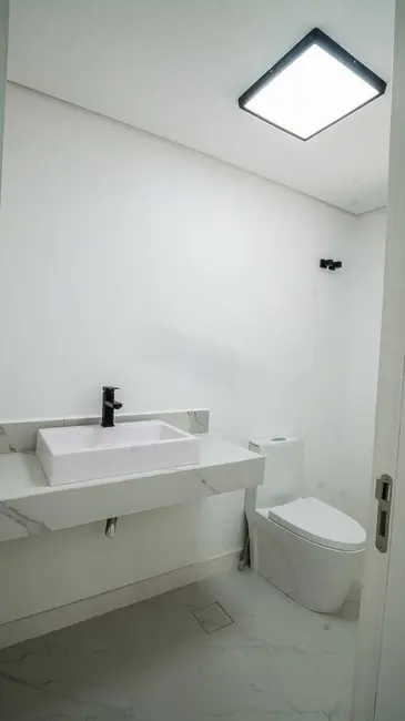 Foto 8 de Casa com 4 quartos à venda, 190m2 em Santa Cândida, Curitiba - PR