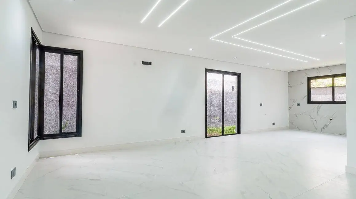 Foto 6 de Casa com 4 quartos à venda, 190m2 em Santa Cândida, Curitiba - PR