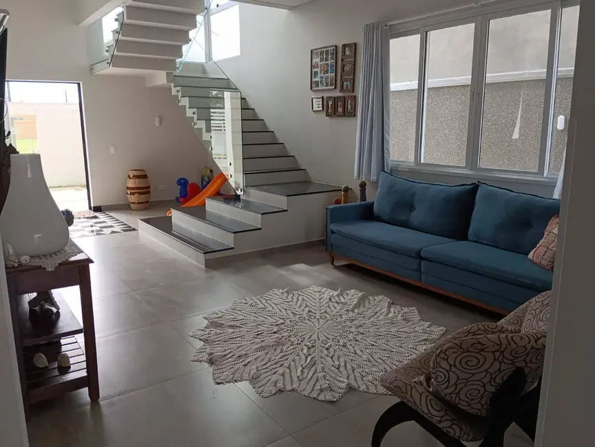 Foto 4 de Casa com 6 quartos à venda, 411m2 em Matinhos - PR