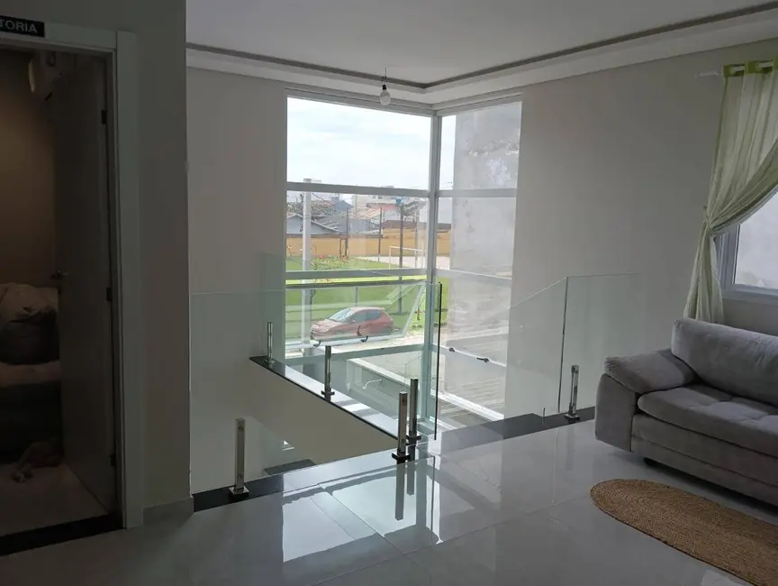 Foto 5 de Casa com 6 quartos à venda, 411m2 em Matinhos - PR