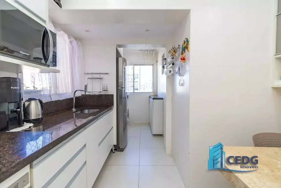 Apartamento com 3 quartos à venda, 89m2 em Água Verde, Curitiba - PR - imagem 9 Foto 9 de Apartamento com 3 quartos à venda, 89m2 em Água Verde, Curitiba - PR
