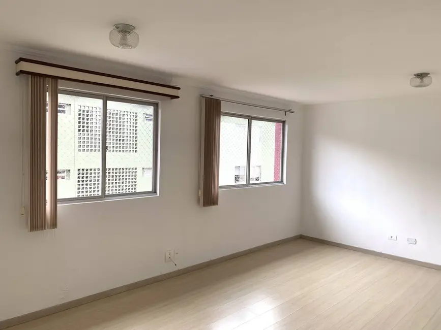 Foto 4 de Apartamento com 2 quartos à venda, 71m2 em Água Verde, Curitiba - PR