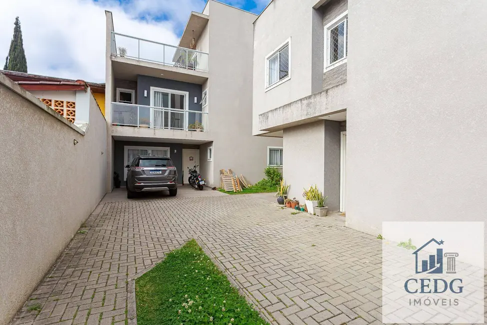 Sobrado com 3 quartos à venda, 122m2 em Xaxim, Curitiba - PR - imagem 5 Foto 5 de Sobrado com 3 quartos à venda, 122m2 em Xaxim, Curitiba - PR