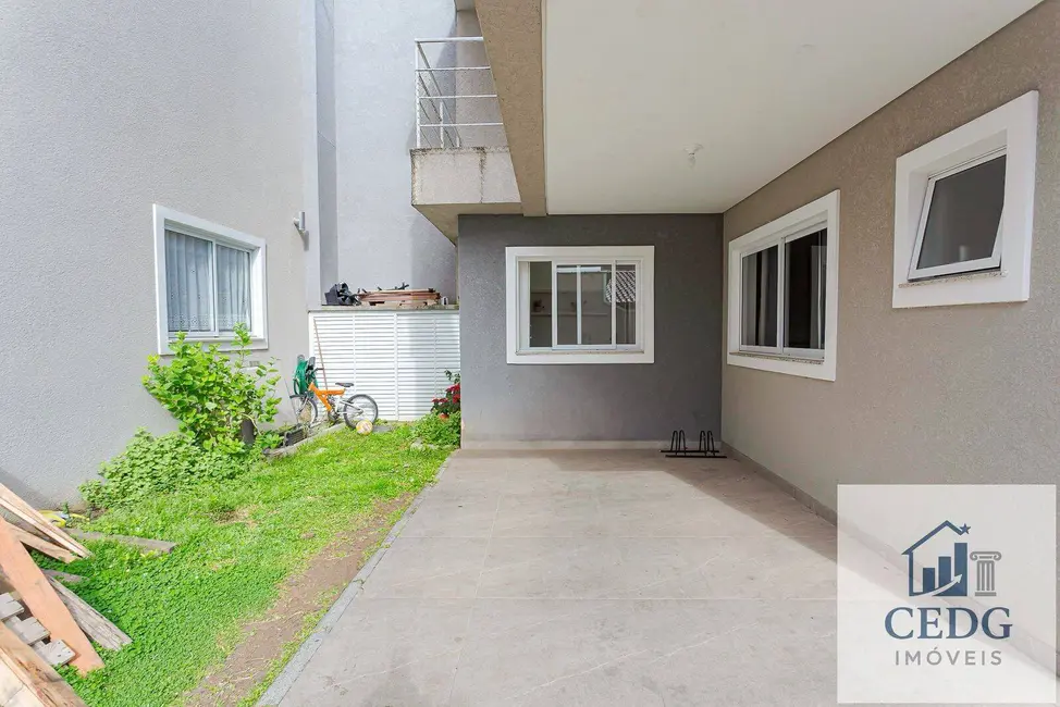 Sobrado com 3 quartos à venda, 122m2 em Xaxim, Curitiba - PR - imagem 6 Foto 6 de Sobrado com 3 quartos à venda, 122m2 em Xaxim, Curitiba - PR