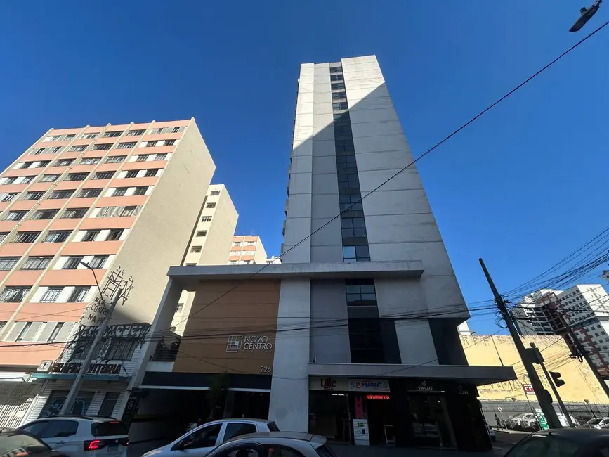 Foto 2 de Sala Comercial à venda, 122m2 em Centro, Curitiba - PR