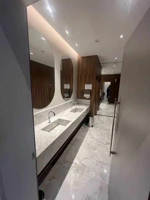 Foto 5 de Apartamento com 2 quartos à venda, 181m2 em Batel, Curitiba - PR