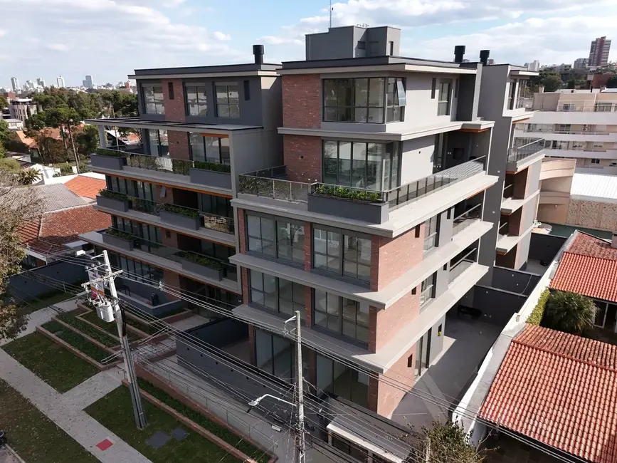 Apartamento com 3 quartos à venda, 257m2 em Hugo Lange, Curitiba - PR - imagem 2 Foto 2 de Apartamento com 3 quartos à venda, 257m2 em Hugo Lange, Curitiba - PR