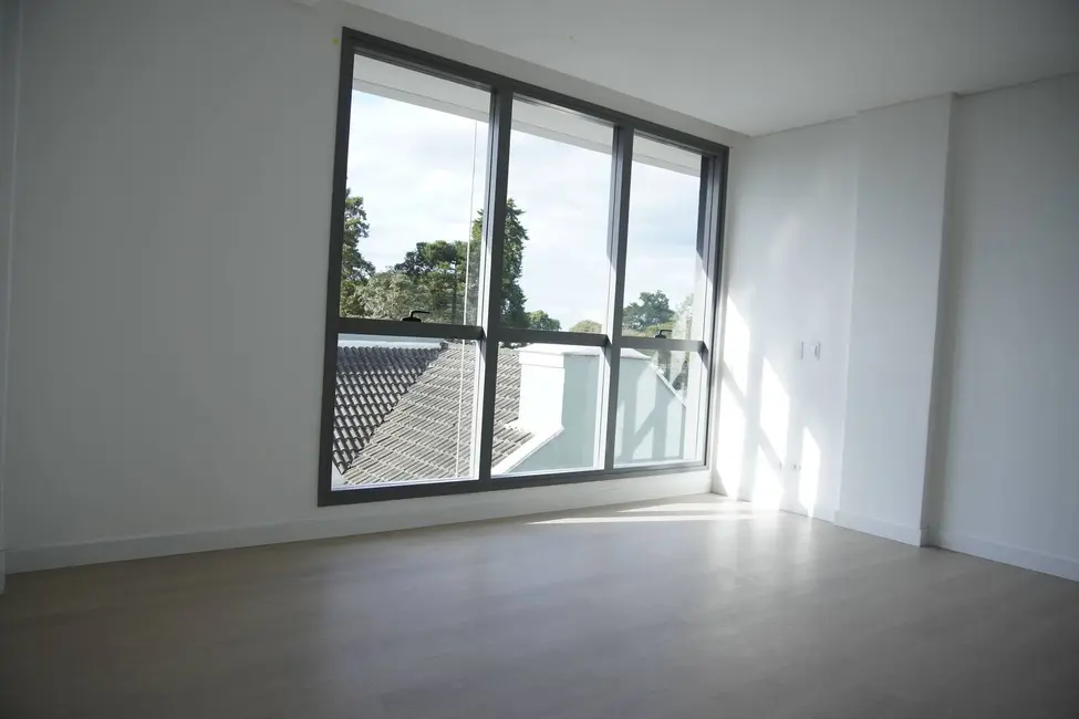 Apartamento com 3 quartos à venda, 148m2 em Hugo Lange, Curitiba - PR - imagem 7 Foto 7 de Apartamento com 3 quartos à venda, 148m2 em Hugo Lange, Curitiba - PR