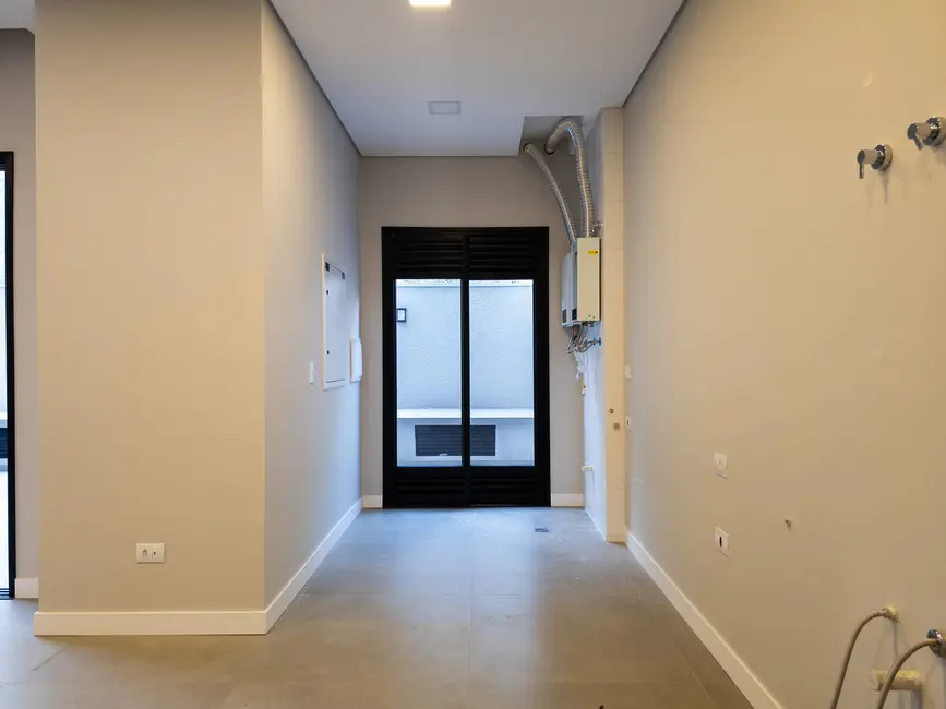 Apartamento com 3 quartos à venda, 117m2 em Alto da Rua XV, Curitiba - PR - imagem 8 Foto 8 de Apartamento com 3 quartos à venda, 117m2 em Alto da Rua XV, Curitiba - PR