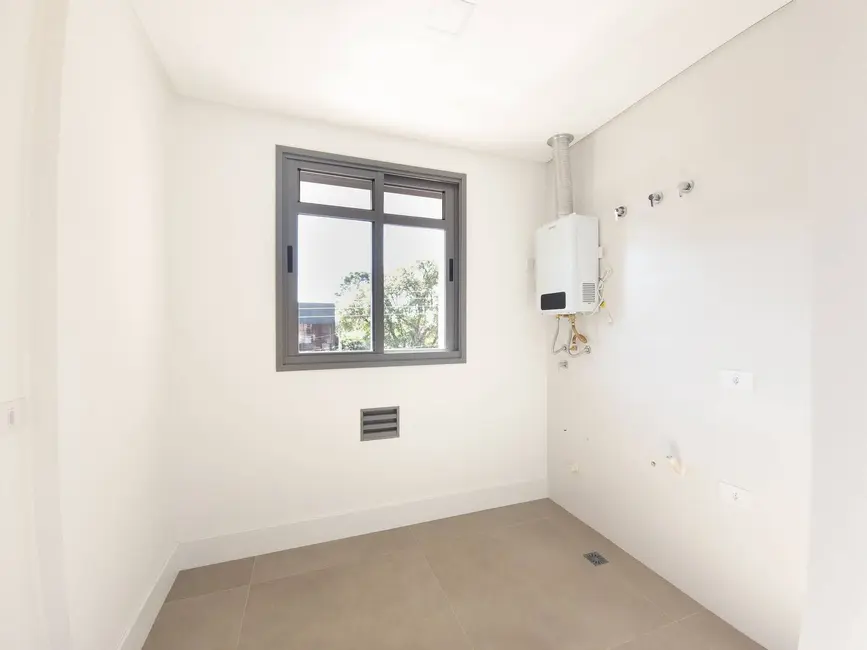 Apartamento com 3 quartos à venda, 109m2 em Mercês, Curitiba - PR - imagem 5 Foto 5 de Apartamento com 3 quartos à venda, 109m2 em Mercês, Curitiba - PR