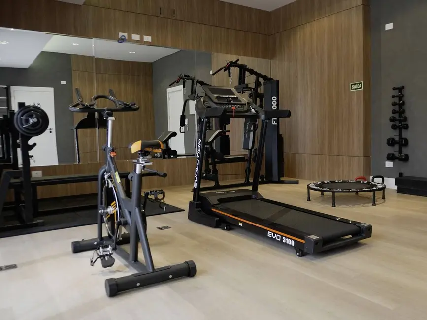 Apartamento com 3 quartos à venda, 109m2 em Mercês, Curitiba - PR - imagem 9 Foto 9 de Apartamento com 3 quartos à venda, 109m2 em Mercês, Curitiba - PR