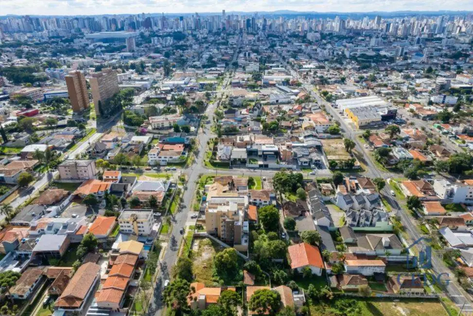 Terreno / Lote à venda, 934m2 em Rebouças, Curitiba - PR - imagem 8 Foto 8 de Terreno / Lote à venda, 934m2 em Rebouças, Curitiba - PR