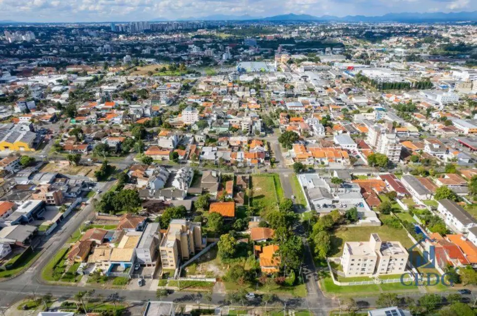 Terreno / Lote à venda, 934m2 em Rebouças, Curitiba - PR - imagem 7 Foto 7 de Terreno / Lote à venda, 934m2 em Rebouças, Curitiba - PR