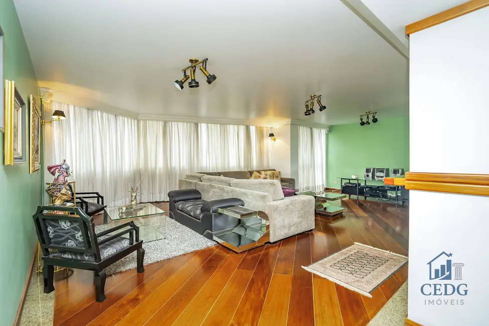 Foto 9 de Apartamento com 4 quartos à venda, 274m2 em Centro, Curitiba - PR