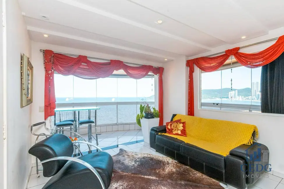 Apartamento com 2 quartos à venda, 102m2 em Centro, Balneario Camboriu - SC - imagem 4 Foto 4 de Apartamento com 2 quartos à venda, 102m2 em Centro, Balneario Camboriu - SC