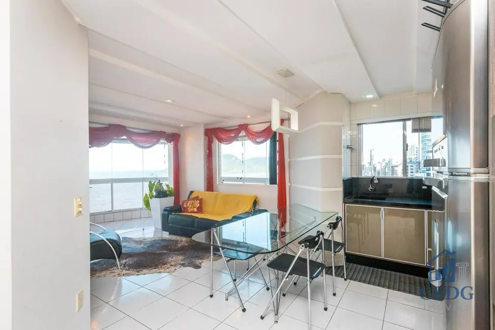 Apartamento com 2 quartos à venda, 102m2 em Centro, Balneario Camboriu - SC - imagem 9 Foto 9 de Apartamento com 2 quartos à venda, 102m2 em Centro, Balneario Camboriu - SC