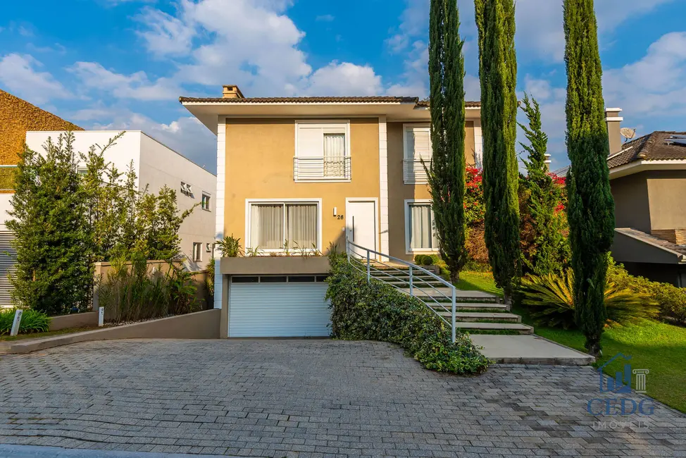 Casa com 4 quartos à venda, 470m2 em Pilarzinho, Curitiba - PR - imagem 8 Foto 8 de Casa com 4 quartos à venda, 470m2 em Pilarzinho, Curitiba - PR
