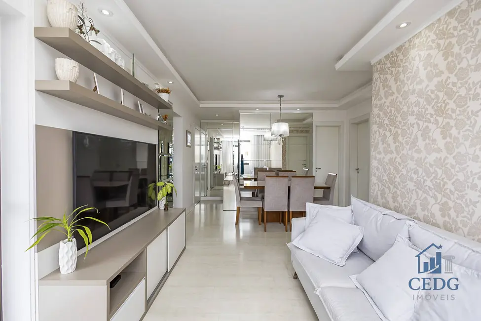 Apartamento com 3 quartos à venda, 78m2 em Capão Raso, Curitiba - PR - imagem 8 Foto 8 de Apartamento com 3 quartos à venda, 78m2 em Capão Raso, Curitiba - PR