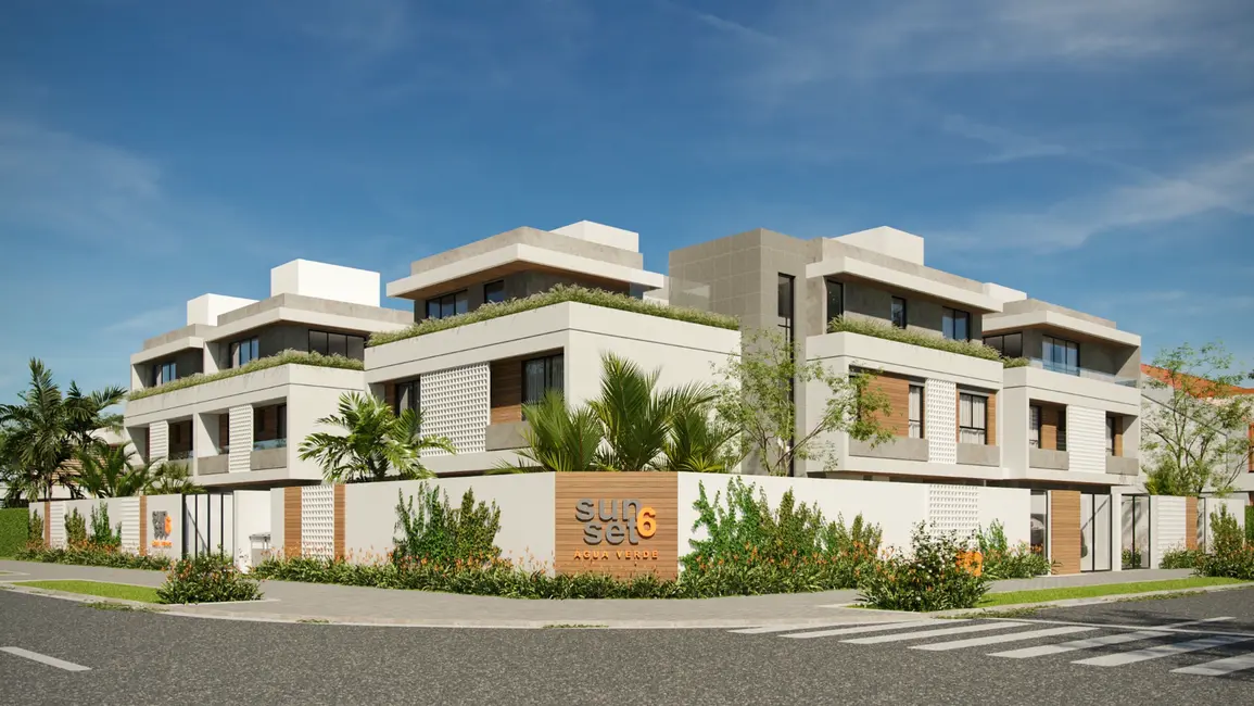 Foto 1 de Casa com 3 quartos à venda, 292m2 em Água Verde, Curitiba - PR