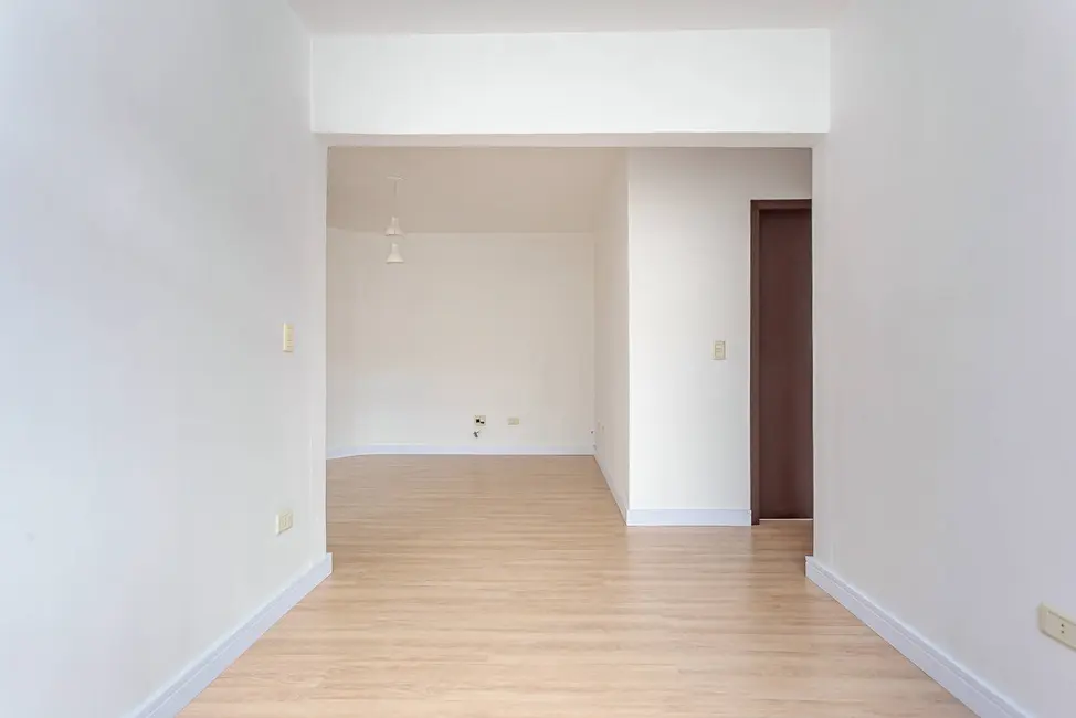 Apartamento com 2 quartos à venda, 58m2 em Uberaba, Curitiba - PR - imagem 9 Foto 9 de Apartamento com 2 quartos à venda, 58m2 em Uberaba, Curitiba - PR