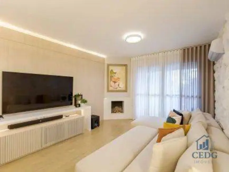 Apartamento com 3 quartos à venda, 102m2 em Vila Izabel, Curitiba - PR - imagem 3 Foto 3 de Apartamento com 3 quartos à venda, 102m2 em Vila Izabel, Curitiba - PR