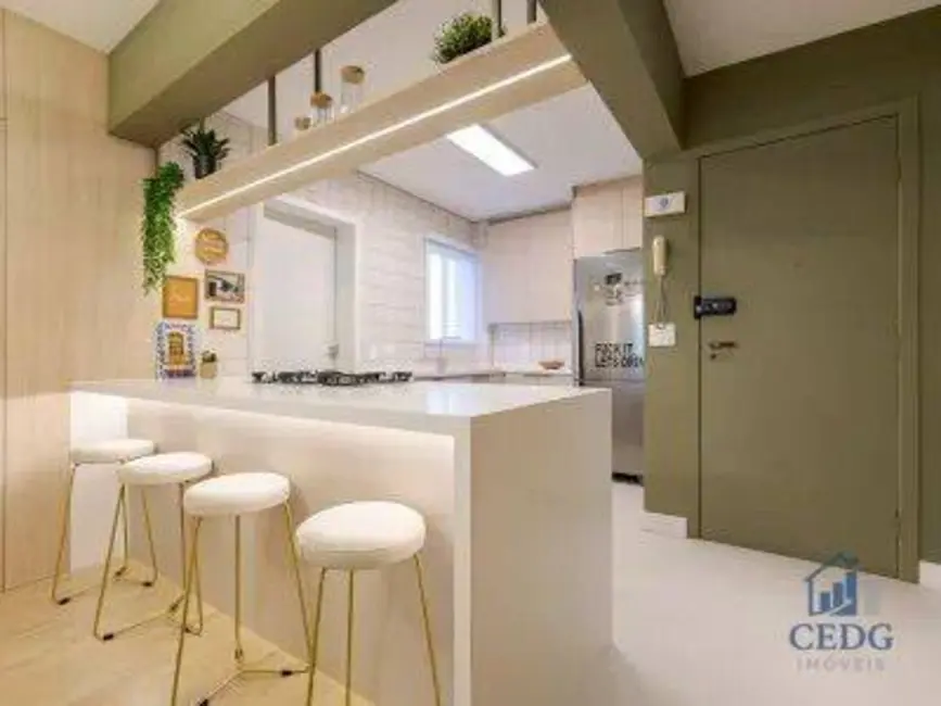 Apartamento com 3 quartos à venda, 102m2 em Vila Izabel, Curitiba - PR - imagem 4 Foto 4 de Apartamento com 3 quartos à venda, 102m2 em Vila Izabel, Curitiba - PR