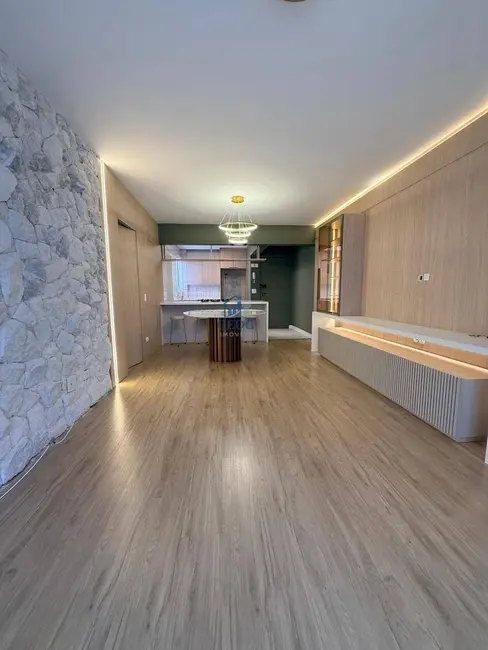 Foto 6 de Apartamento com 3 quartos à venda, 102m2 em Vila Izabel, Curitiba - PR